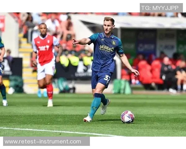 英冠焦点战威科姆主场迎战布伦特全力争胜展现实力